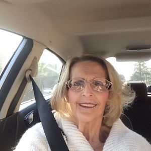 Meet your Posher, Vicki